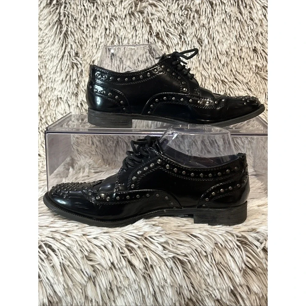 Sophie17 Black Patent Leather Silver Studded‎ Brogues Women's 6 Dress Oxfords